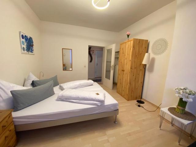 Ferienwohnung Am Franziskanergarten Bad Tölz Szoba fotó