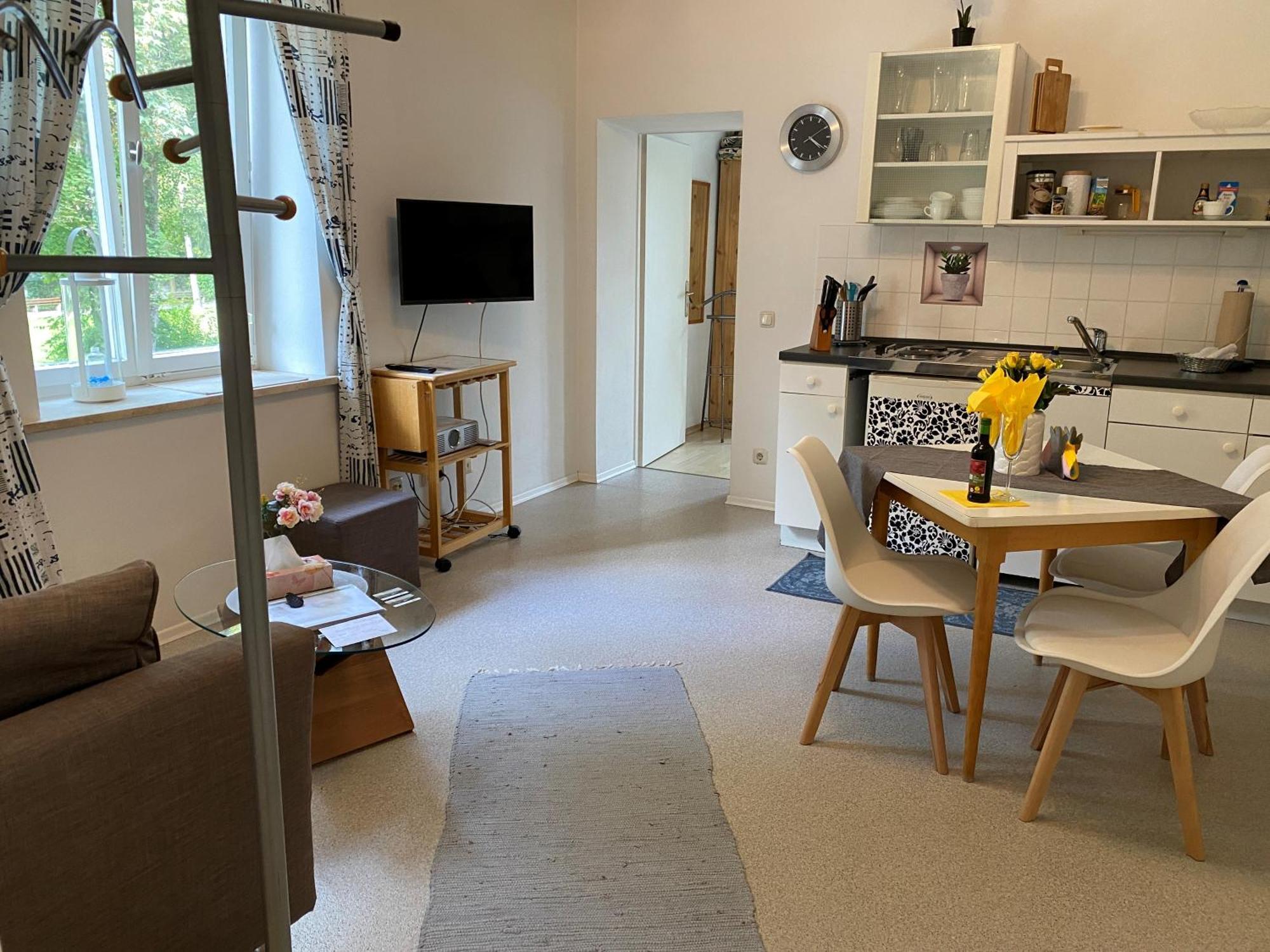 Ferienwohnung Am Franziskanergarten Bad Tölz Szoba fotó