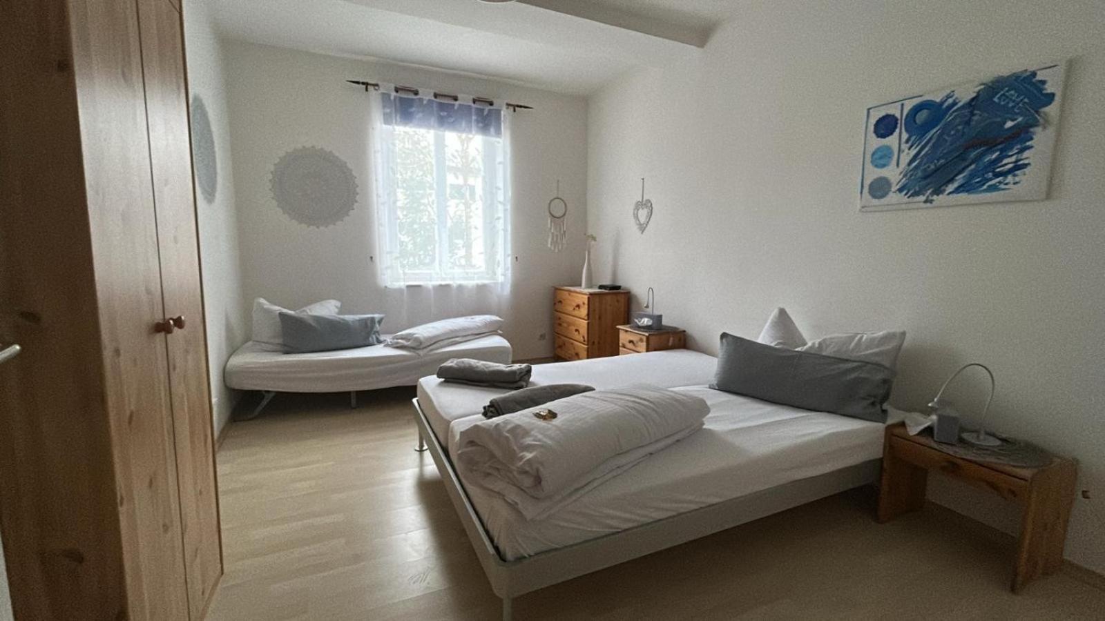 Ferienwohnung Am Franziskanergarten Bad Tölz Szoba fotó
