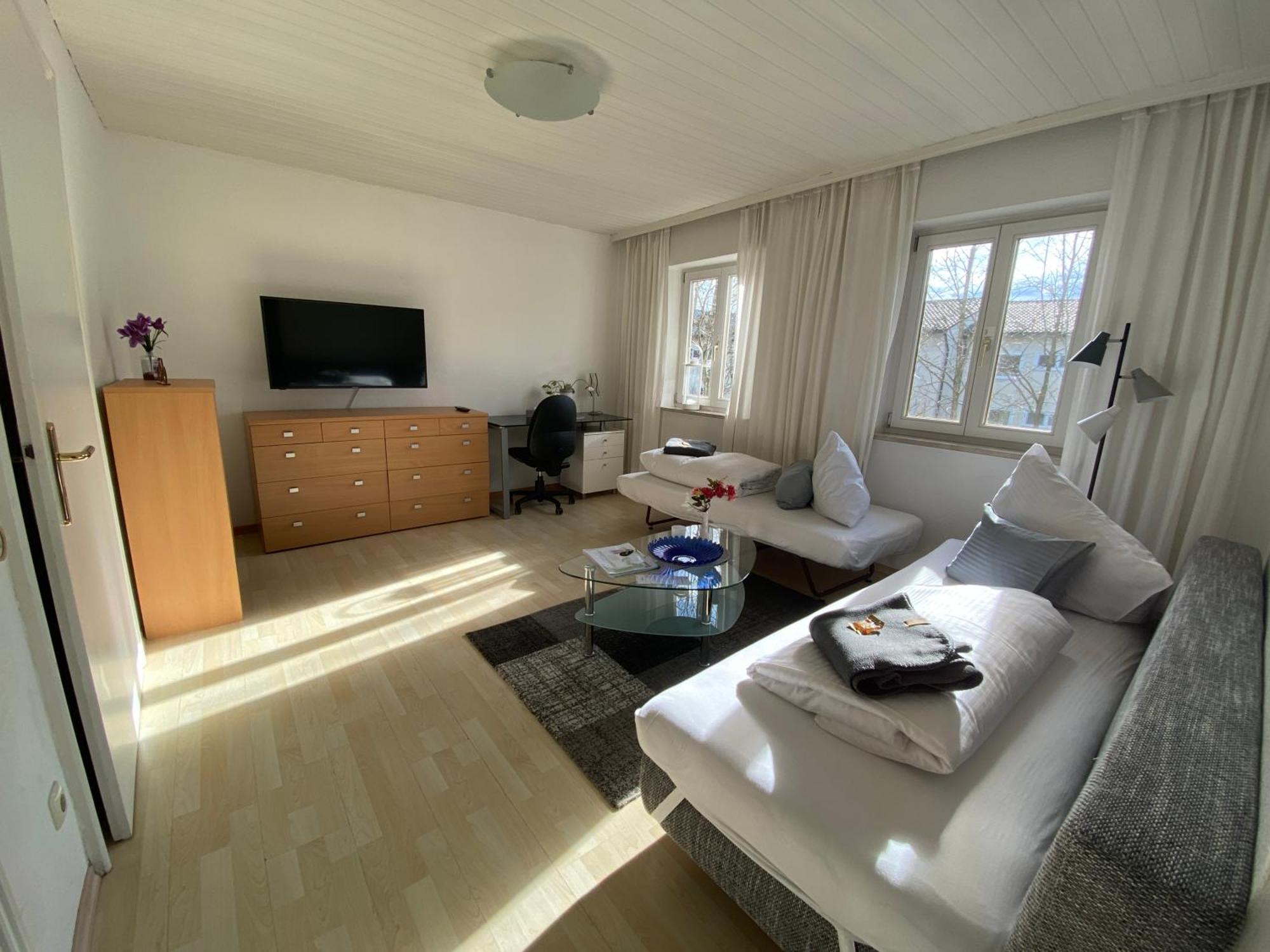 Ferienwohnung Am Franziskanergarten Bad Tölz Szoba fotó